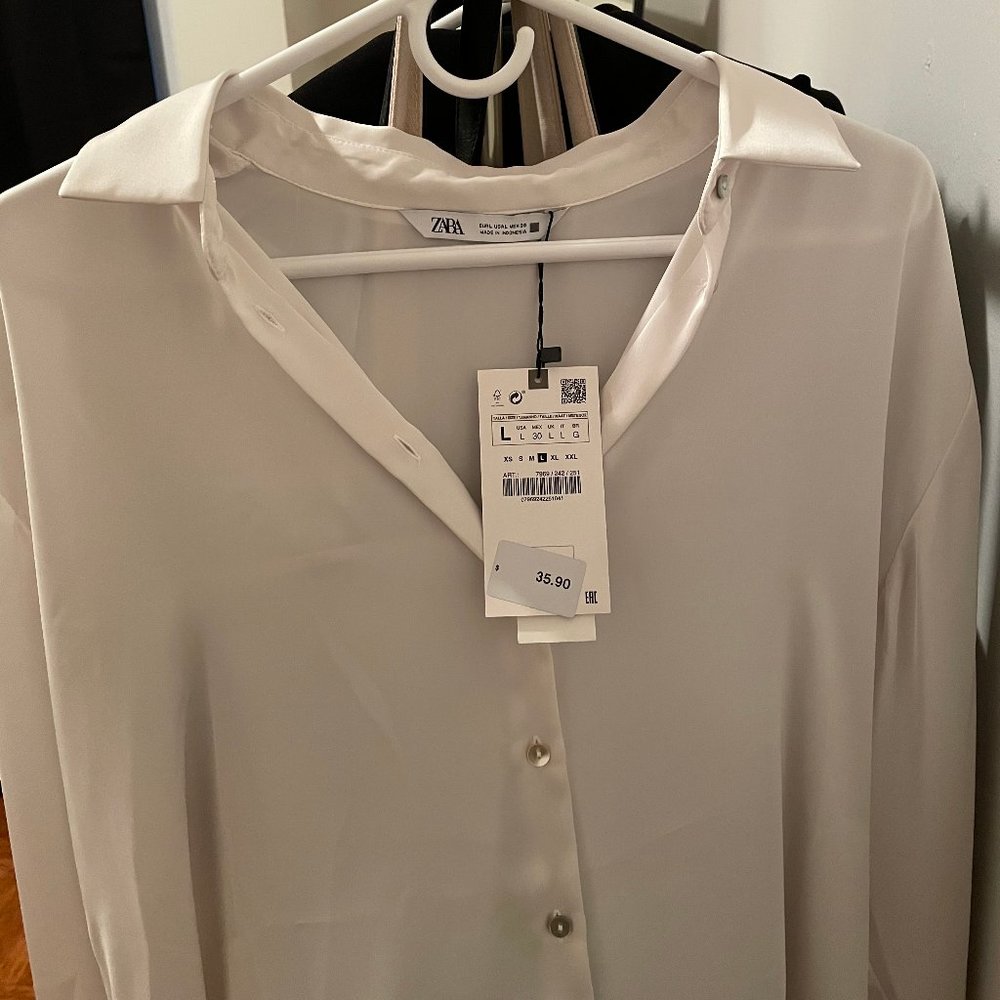 NWT ZARA Pearl White Satin Button Down